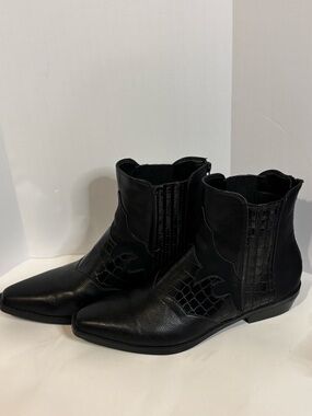 Yellow Box Black  Women's Boots
